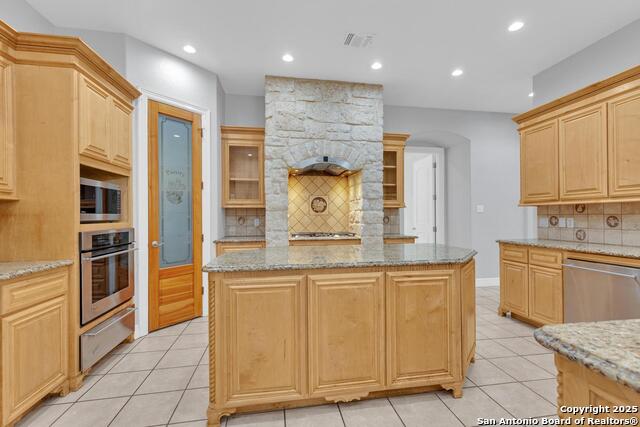 Image 7 of 43 For 1130 Whispering Water