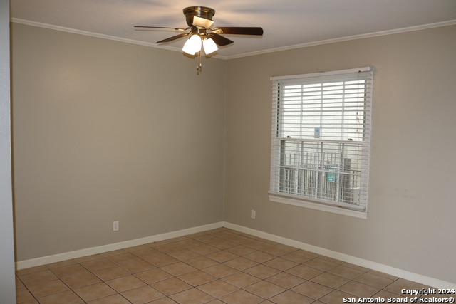 Listing photo id 0 for 66 Brees  51