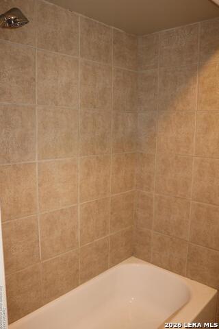 Listing photo id 2 for 66 Brees  51