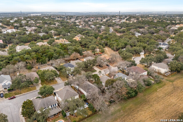 Image 44 of 47 For 7818 Braun Bend