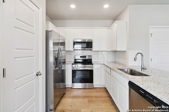 Image 11 of 28 For 15526 Suess Hill