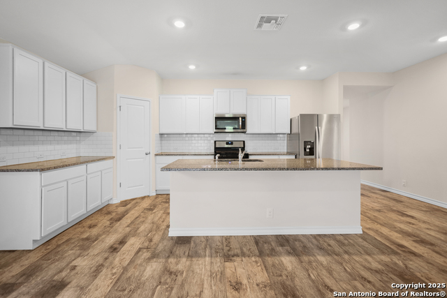 Image 19 of 34 For 22110 Backspin