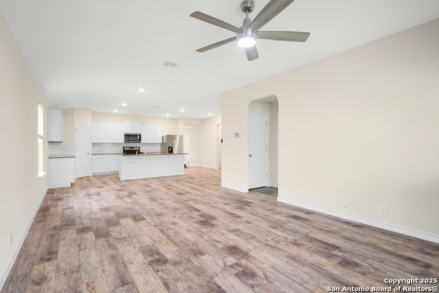 Image 22 of 34 For 22110 Backspin