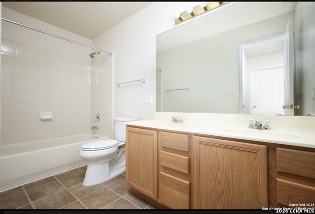 Image 22 of 28 For 7211 Balcon Island