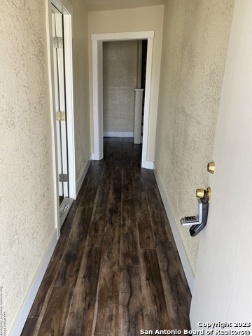 Image 11 of 16 For 826 Schley Ave