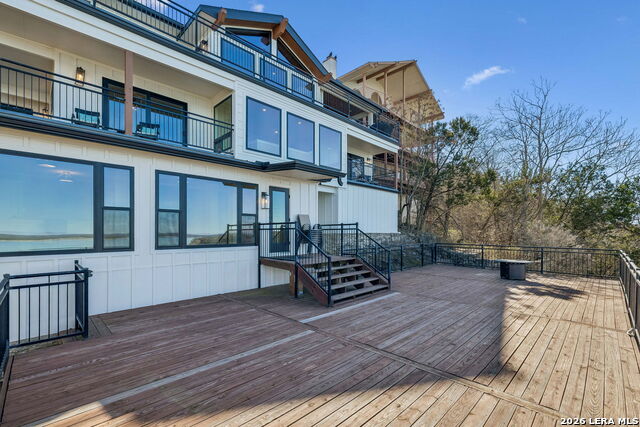 Image 34 of 37 For 1335 Larson  