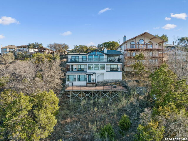 Image 4 of 37 For 1335 Larson  