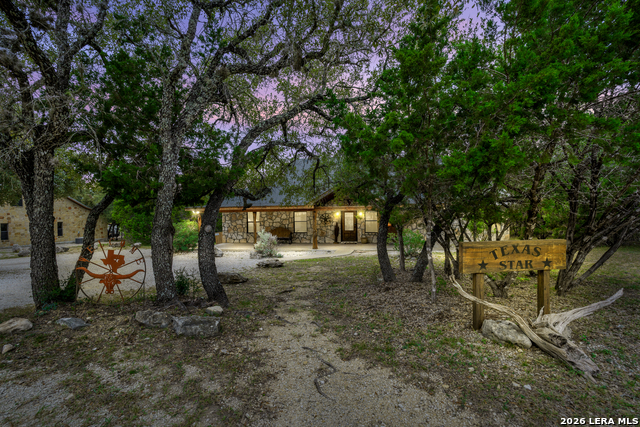 Details for 128 Mountain Laurel, ConCan, TX 78838