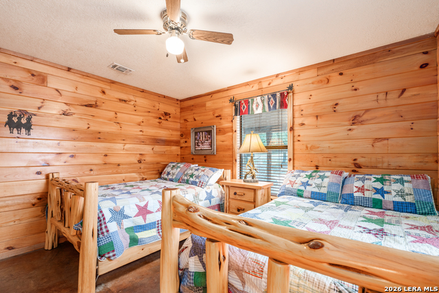 Image 19 of 56 For 128 Mountain Laurel