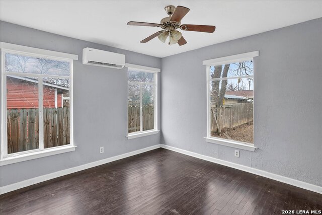 Image 18 of 27 For 518 Academy W