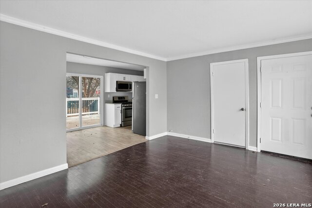 Image 5 of 27 For 518 Academy W