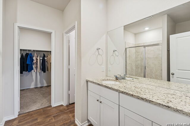 Image 23 of 38 For 4550 Meerkat