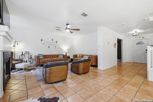 Listing photo id 9 for 14410 Cedar Glade