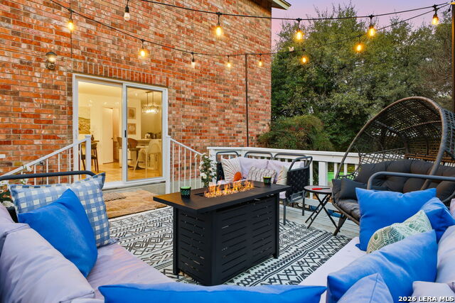 Listing photo id 0 for 14410 Cedar Glade