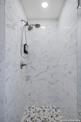 Listing photo id 30 for 14410 Cedar Glade