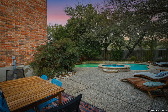 Listing photo id 42 for 14410 Cedar Glade