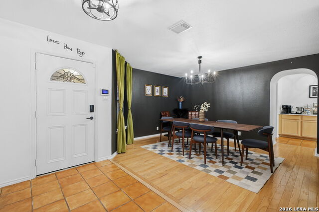 Listing photo id 5 for 14410 Cedar Glade