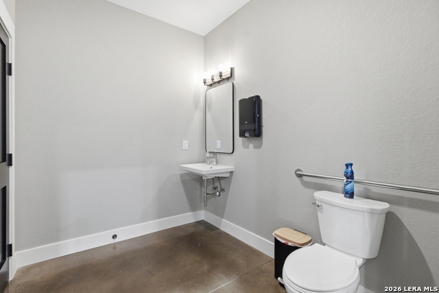 Image 14 of 56 For 262 Kings Ranch