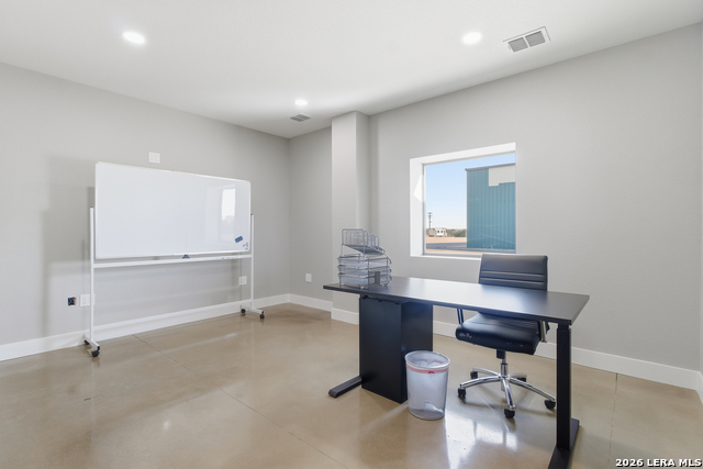 Image 16 of 56 For 262 Kings Ranch