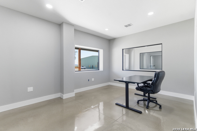 Image 21 of 56 For 262 Kings Ranch