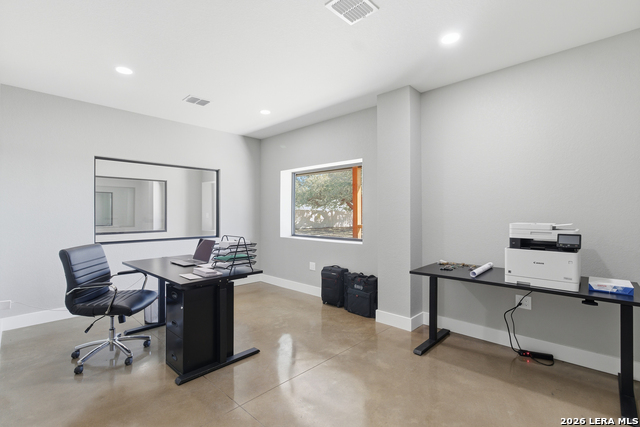 Image 26 of 56 For 262 Kings Ranch