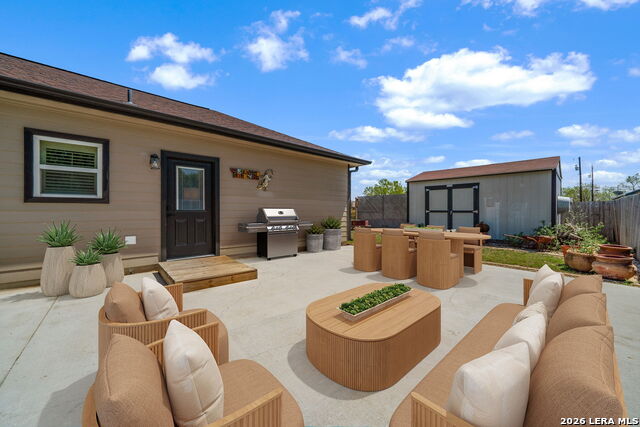 Image 32 of 35 For 15820 Chippewa