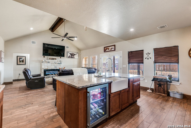 Image 17 of 25 For 182 Short Meadow E