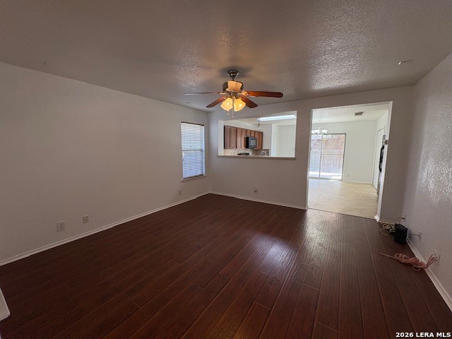 Image 3 of 18 For 4962 Corian Springs