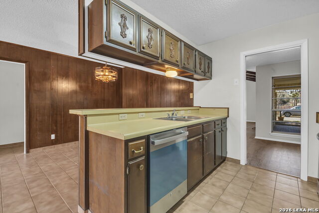 Image 10 of 32 For 5606 Rolling Ridge