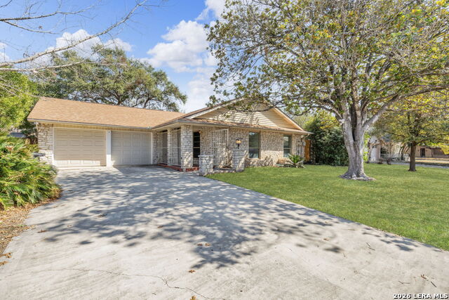 Image 2 of 32 For 5606 Rolling Ridge