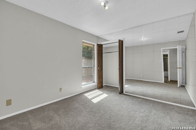 Image 21 of 32 For 5606 Rolling Ridge