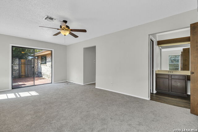 Image 22 of 32 For 5606 Rolling Ridge