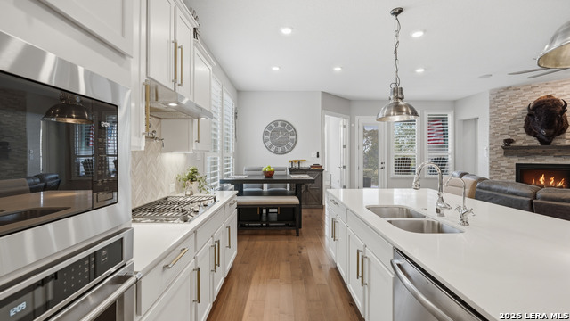 Image 12 of 58 For 2926 Blenheim