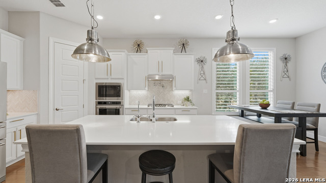 Image 19 of 58 For 2926 Blenheim