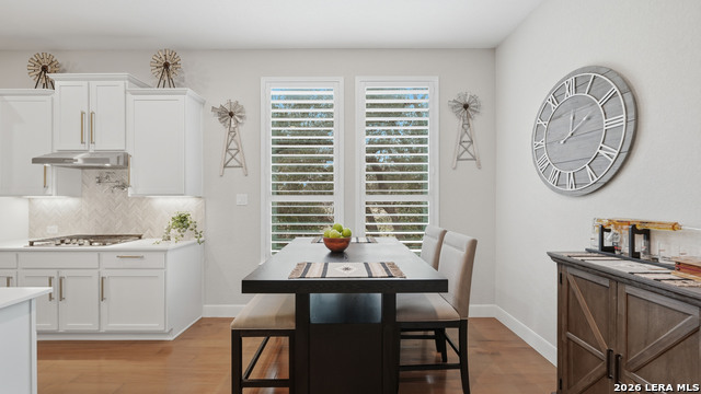 Image 20 of 58 For 2926 Blenheim