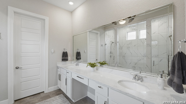 Image 32 of 58 For 2926 Blenheim