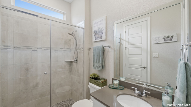 Image 35 of 58 For 2926 Blenheim