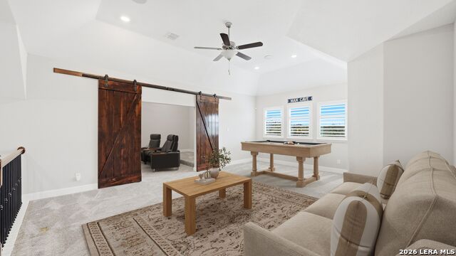 Image 44 of 58 For 2926 Blenheim