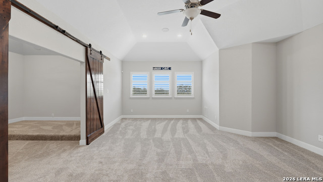 Image 47 of 58 For 2926 Blenheim