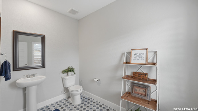 Image 53 of 58 For 2926 Blenheim