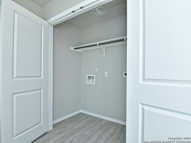 Image 15 of 48 For 5356 Fair Moon