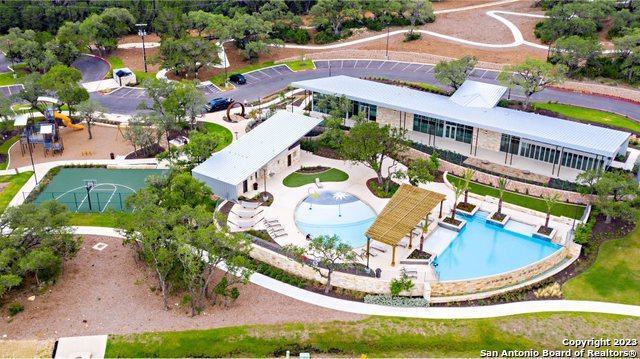 Image 35 of 48 For 5356 Fair Moon