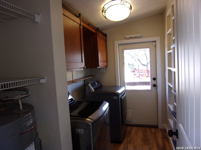 Image 11 of 33 For 10060 Rebecca Creek