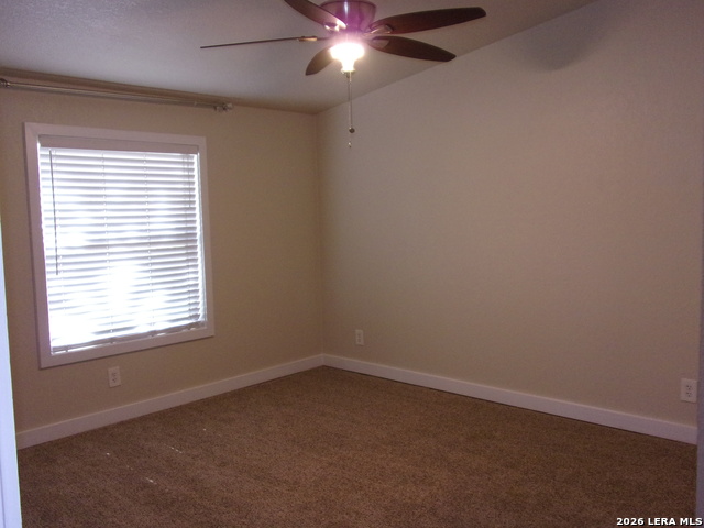 Image 15 of 33 For 10060 Rebecca Creek