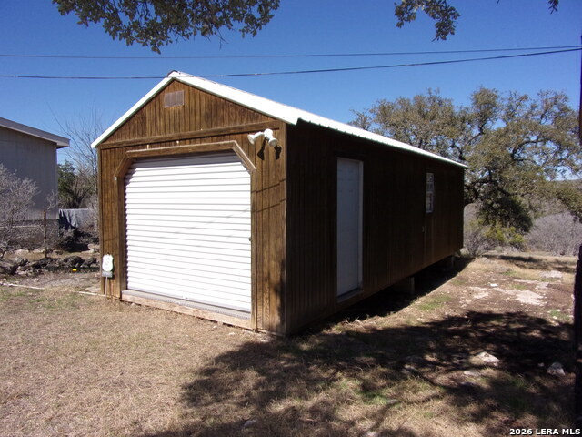 Image 18 of 33 For 10060 Rebecca Creek