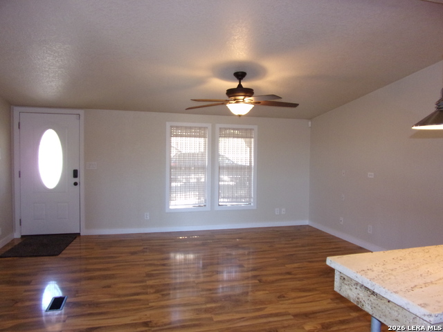 Image 7 of 33 For 10060 Rebecca Creek