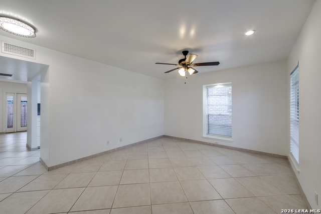 Image 11 of 18 For 122 Terra Alta E 22