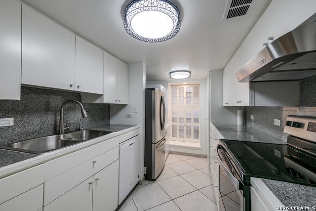 Image 4 of 18 For 122 Terra Alta E 22