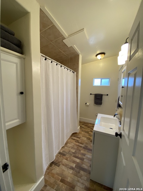 Image 9 of 10 For 309 Brackenridge