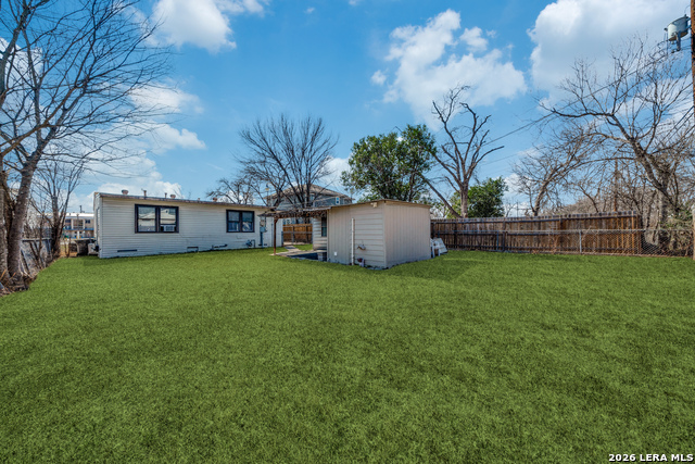 Image 2 of 11 For 2307 Basse  